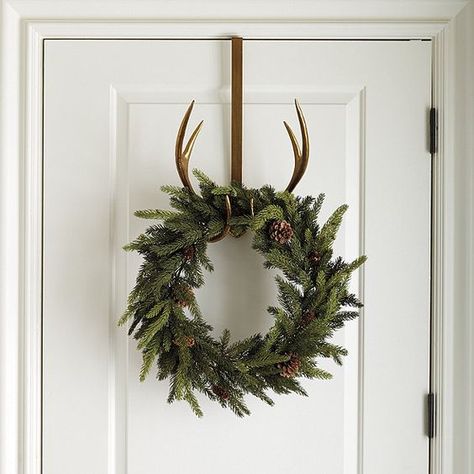 Outdoor Christmas Tree Decorations, Antler Wreath, Silver Christmas Decorations, Outdoor Christmas Tree, Christmas Centerpieces Diy, Gold Christmas Decorations, Wreath Hanger, Christmas Signs Wood, Christmas Greenery