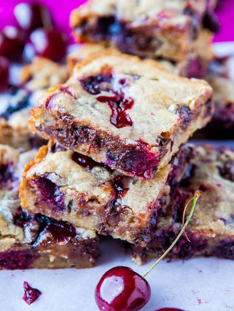 Recipes Banana, Cherry Bars, Crumb Bars, Bread Kitchen, Chocolate Chip Blondies, Averie Cooks, Vase Diy, Cherry Desserts, Blueberry Bread