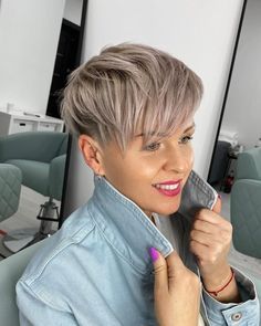 Pixie-cut Lang, Haircuts Layered, Long Pixie Cut, Longer Pixie Haircut, Long Pixie Hairstyles, Pixie Cut Styles, New Short Hairstyles, Long Pixie Cuts, Styles Ideas