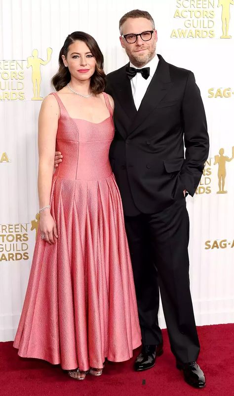 Seth Rogen and wife Lauren Miller - SAG Awards 2023 Sag Awards 2023, Red Carpet 2023, Cannes Film Festival Fashion, Film Festival Fashion, Lauren Miller, 2023 Red Carpet, Seth Rogen, Emilia Wickstead, Sag Awards