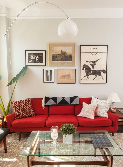 10 Steps To Check Off Before Buying Your First Home #refinery29  http://www.refinery29.com/how-to-buy-a-house-tips Red Sectional Living Room, Red Couches, Red Sofa Living, Red Sofa Living Room, Red Couch Living Room, Living Room Reveal, Red Couch, Bank Design, Living Room Red