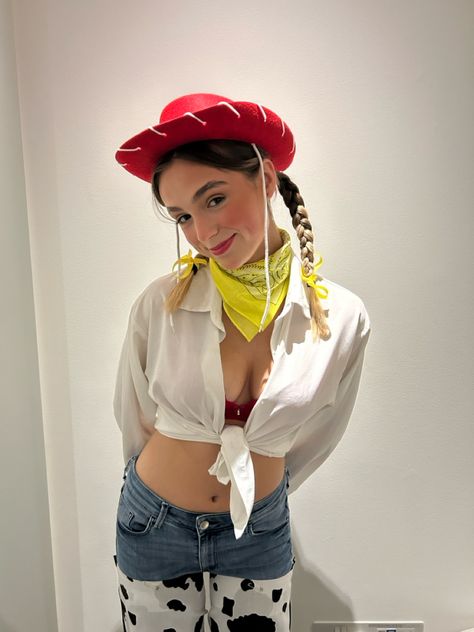 Jessie Cosplay, Jessie Halloween Costume, Jessie Halloween, Toy Story Costumes, Halloween Party Costume, Jessie Toy Story, Halloween Toys, Costumes Ideas, Evening Outfits