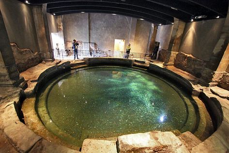 Roman soldiers and civilians from all over ancient Europe would have mingled in this circular bath, which was a cold plunge pool Roman Bath House, Ancient Roman Architecture, Ancient Europe, Roman Britain, Pompeii And Herculaneum, Bath England, Roman Architecture, Roman Baths, Roman Soldiers