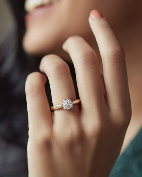 CaratLane Jewellery on Instagram: “Just when you thought you didn't need another ring...👀💍 The Sparkling Adjustable Ring is currently priced at ₹36,867 ✨ Go to the link in…” Gold Ring Designs Engagement, Rings For Wedding Brides, Engegment Ring Girl, Gold Ring Design For Engagement, Finger Rings For Women Gold Indian, One Diamond Ring Designs, Solitaire Gold Ring, Caratlane Diamond Rings, Diamond Ring For Engagement