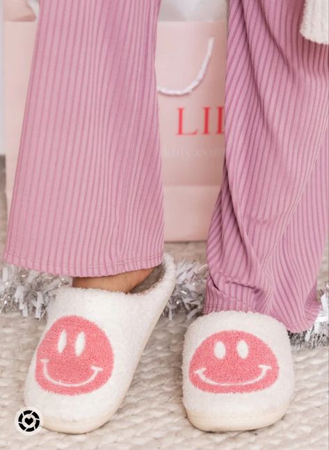 PINK SMILEY SLIPPERS Mother’s Day gift Pink Smiley Face Slippers, Preppy Slippers, Smiley Slippers, Smiley Face Slippers, Pink Smiley Face, Relaxing Morning, Pink Smiley, Cocktail Dress Wedding Guest, Kids Graphics