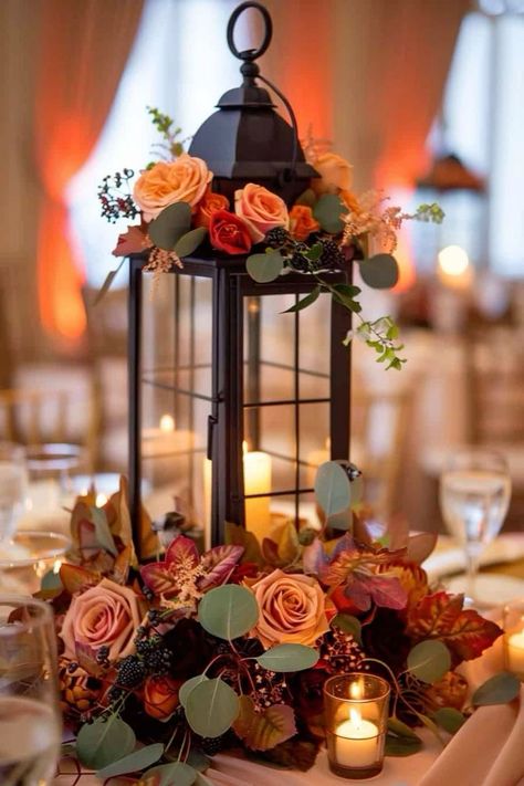 Lantern Fall Centerpieces, Fall Wedding Ideas Centerpieces, Lanterns For Wedding Centerpieces, Fall Floral Wedding Arrangements, Rustic Flower Centerpieces, Fall Wedding Lantern Centerpieces, Fall Wedding Centerpieces Candles, Fall Theme Quinceanera, Fall Wedding Lanterns