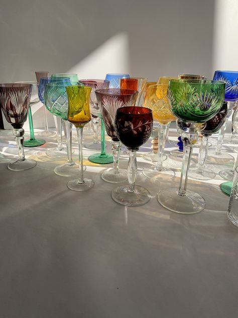 Cool Glassware, Eclectic Wine Glasses, Funky Glassware, Funky Wine Glasses, Mismatched Glassware, Coloured Wine Glasses, Colorful Wine Glasses, Unique Drinking Glasses, Beachy Apartment