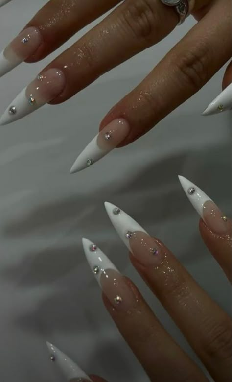 White Tip Stiletto Nails, Pointy French Tip Nails, Stiletto Nails With Rhinestones, Pointy Nails Designs, Sharp Stiletto Nails, Stelito Nails, Staleto Nails, Stelleto Nails, French Stiletto Nails