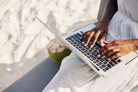 Working On The Beach Laptop, Work By The Beach, Laptop Beach Aesthetic, Laptop On Beach, Working On Beach, Working At The Beach, Working On The Beach, Travel Agency Website, Working On Laptop