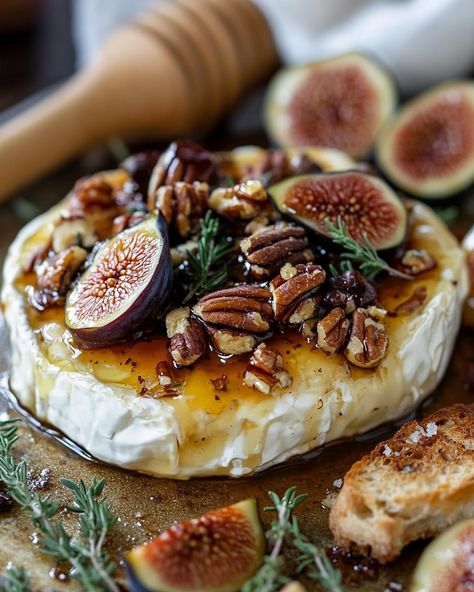 Fig and Pecan Baked Brie Fig Baked Brie Recipes, Baked Brie With Figs, Whipped Brie With Fig Jam, Baked Brie Platter, Fig Baked Brie, Brie Board Ideas, Fall Baked Brie Recipes, Fig Brie Appetizer, Fig Brie Puff Pastry