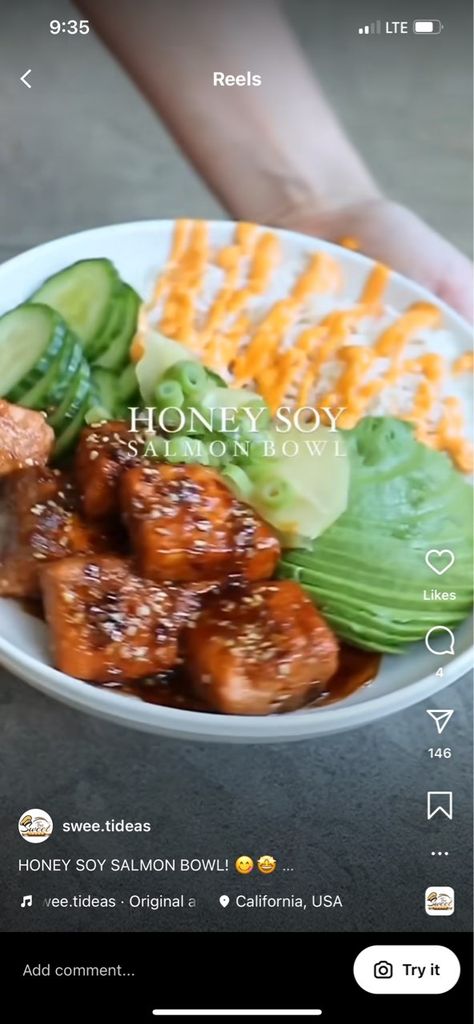 Honey Soy Salmon Bowl Recipe, Honey Salmon Bowl Recipe, Honey Soy Salmon Bowl, Soy Salmon Recipes, Honey Salmon Bowl, Salmon Bowls Healthy, Soy Sauce Salmon, Japanese Food Dishes, Pescatarian Dishes