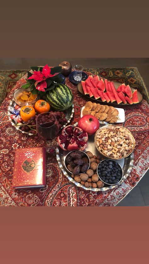 Shab Yalda Decoration, Yalda Night, Candle Decorations, Sister And Brother, Christmas Candle Decorations, Afternoon Tea Parties, Persian Style, Cool Instagram Pictures, Style Party