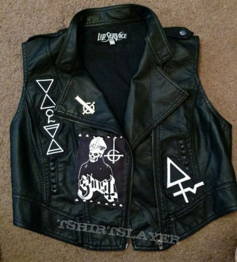 Beginnings of a Ghost Vest Ghost Battle Jacket, Killjoys Aesthetic, Battle Jackets, Battle Vest, Jacket Ideas, Battle Jacket, A Ghost, Jacket Design, Heavy Metal