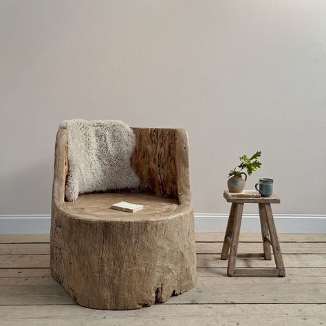 Rustic large tree trunk chair | Hercules - A giant hollowed antique tree stump chair, unique and exclusive to Homebarn antiques Marlow Trunk Repurposed, Stump Chair, Hollow Tree Trunk, Tree Stump Furniture, Hollow Tree, Grain Mill, Modern Rustic Homes, Giant Tree, Large Tree