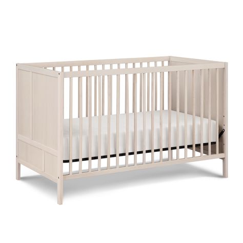 Description The Finn 3-in-1 Convertible Crib combines style, safety, and versatility in a modern nursery essential. Featuring solid end panels with straight geometric lines, this crib is designed to be both functional and visually appealing. Shiny Furniture, Crib Desk, Crib Design, Fireplace Entertainment, Crib Toddler Bed, Bedroom Armoire, Baby Growth, Nursery Essentials, Convertible Crib