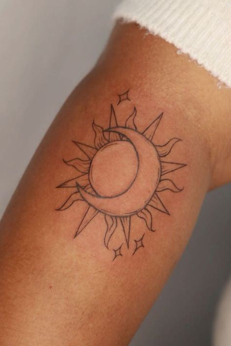 Sun And Moon Tattoo No Face, Luna Tattoo, Matching Tats, Sun And Moon Tattoo, Shoulder Tattoos For Women, Small Tattoo Designs, Face Tattoo, Fine Line Tattoos, Line Tattoos