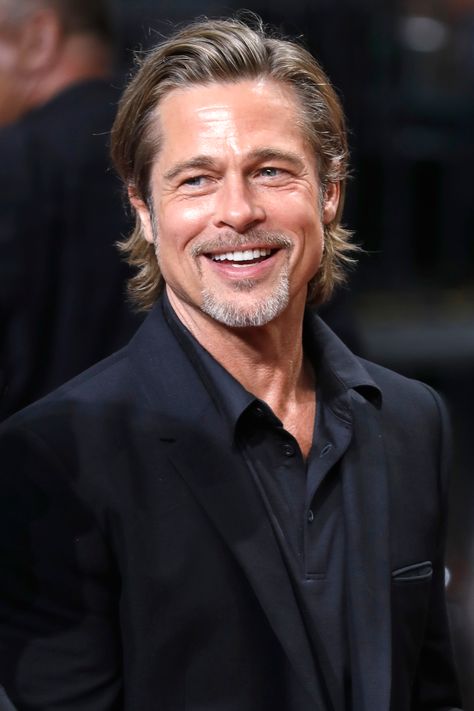 Brad Pitt Today, Brad Pitt Smile, Brad Pitt Selfie, Brad Pitt 2024, Brad Pitt Old, Brad Pitt Buzzcut, Famous Men Actors, Brad Pitt Aesthetic, Brad Pitt Now