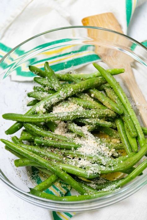 Air Fryer Green Beans, A Southern Soul, Veggie Fries, Fresh Green Beans, Easy A, Green Bean Recipes, Air Fryer Recipes Easy, Veggie Sides, Veggie Dishes