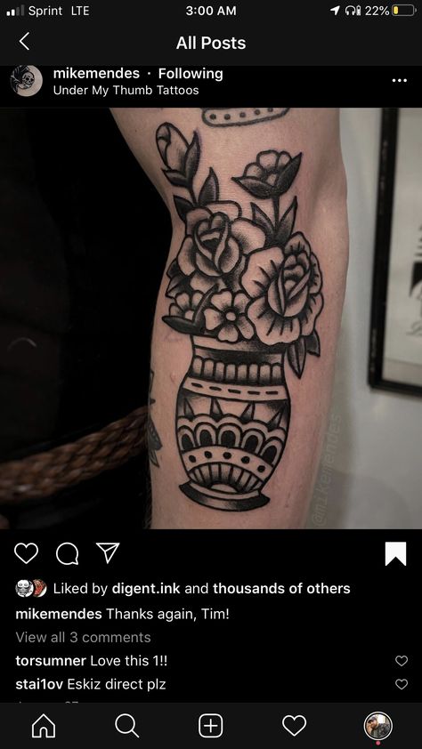 Traditional Flower Pot Tattoo, Flower Pot Tattoo, Pot Tattoo, American Style Tattoo, Unique Flower Pots, Thumb Tattoos, Tattoo Catalog, Traditional Tattoo Flowers, Tattoo Flowers