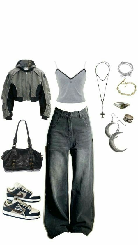 Y2k fashion,Y2k aesthetic,Y2k outfit inspo. Accessories Street Style, Fashion Y2k, Clothing Trends, Aesthetic Y2k, Inspo Outfit, Pinterest Outfits, Y2k Aesthetic, Y2k Fashion, Fashion Inspo