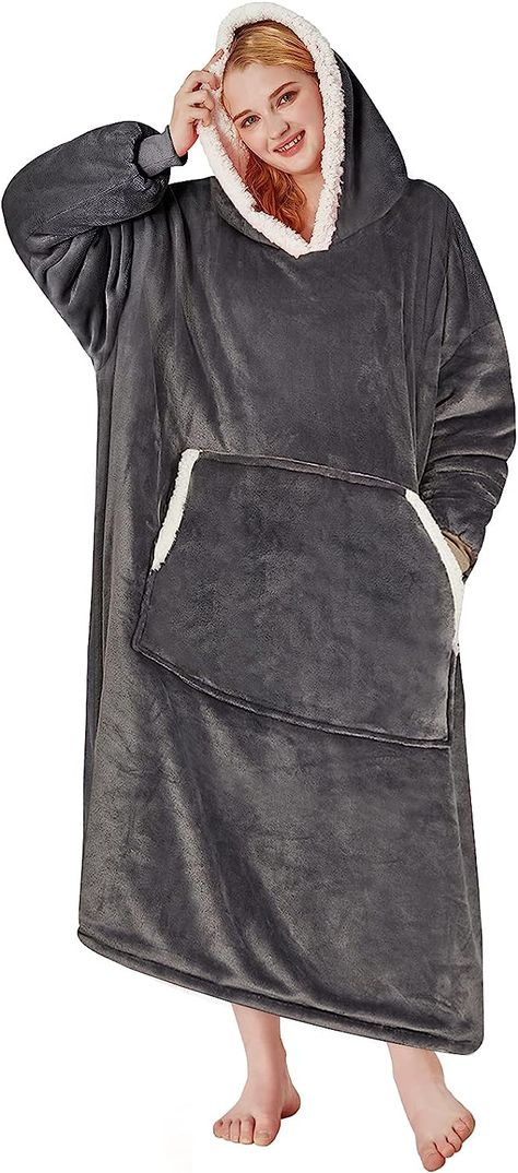 yescool Oversized Wearable Blanket Hoodie, Flannel Sherpa Fleece Blanket Sweatshirt for Adults Women Men, Big Plush Cozy Hooded Blanket with Hood, Pocket & Sleeves, One Size Fits All (Grey) Outfit Winter Women, Professor Fashion, Women Outfit Winter, Winter Dresses For Women, Clothing For Winter, Graduation Gifts For Best Friend, Comfy Lounge Wear, Blankets For Bed, Winter Maxi