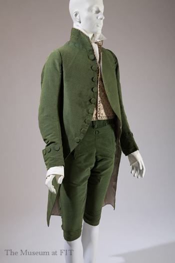 Man's three piece silk velvet suit, 1790-1800, France. Queer History, 1700 Fashion, History Of Fashion, 18th Century Costume, 1900s Fashion, 18th Century Clothing, 18th Century Fashion, Queer Fashion, Velvet Suit