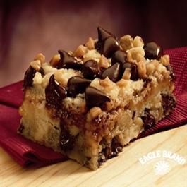 Chocolate Chip Toffee Bars from Eagle Brand® Chocolate Chip Toffee Bars, Eagle Brand Recipes, Toffee Bars Recipe, Heavenly Desserts, Toffee Bars, Chocolate Chip Cookie Bars, Eagle Brand, Bar Cookies, Bars Recipe