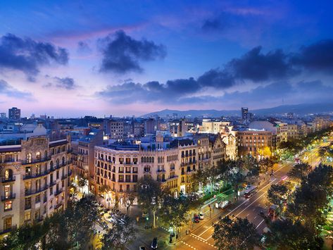 Pictures Spain Barcelona Sky Street From above Cities Clouds Spain Winter, Barcelona Wallpapers, Shopping In Barcelona, Spain Culture, Places In Spain, Antonio Gaudí, Europe Holidays, Cloud City, Western Film