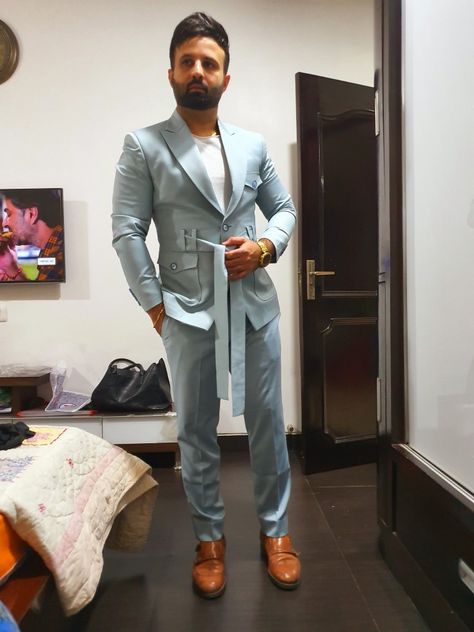 Pent Court For Men, Coat Pent Designs, Sf Fashion, Men Dressing, Smart Hairstyles, Mens Tuxedo, Mens Indian Wear, Stylish Men Wear, Groom Dress Men