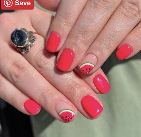 Summer Gel Polish Nails Ideas, Watermelon Design Nails, Short Watermelon Nails, Watermelon Gel Nails, Watermelon Manicure, Short Summer Nails 2020, Melon Nails, Nails Watermelon, Picnic Nails