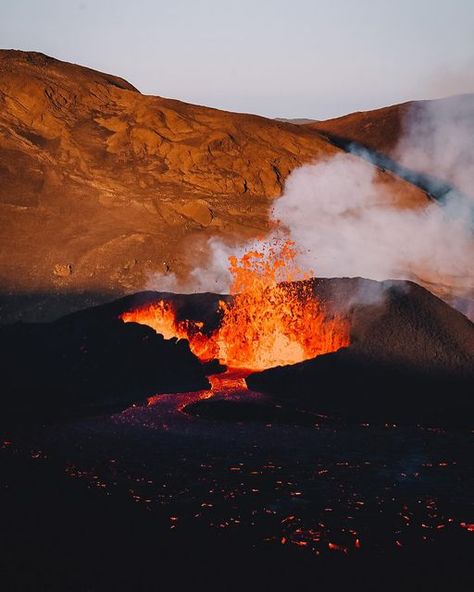 Iceland Volcano, Ski Cabin, Iceland Landscape, Lava Flow, Environment Design, Volcano, Iceland, Travel Posters, Landscape Photography