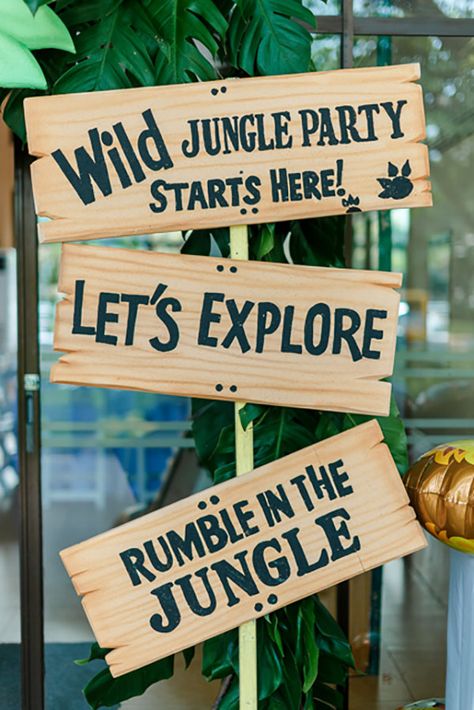 Lion King 1st Birthday Party, Lion King 1st Birthday, Safari Invitation, Safari Party Decorations, Jungle Invitations, Safari Invitations, Jungle Thema, Jungle Safari Birthday, Wild Birthday Party