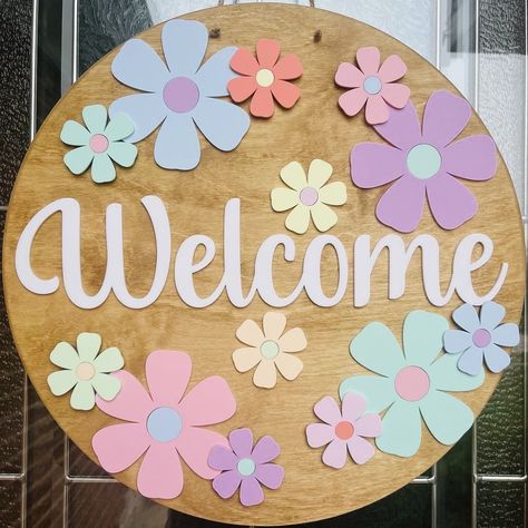 Add some fun and flare to your door stip with this welcoming retro floral door hanger!  Each door hanger is crafted with 1/4" Premium Baltic Birch Rounds and 1/8" matte pastel acrylic. The flowers are layered to add an even more dynamic 3D look that is absolutely stunning in person!  These door hangers come in 12", 16" and 18" sizes and are I'll come exact as pictured with slightly variation to placement.  If you are looking for a different type of color scheme, please message me, and I'll be ha Periwinkle Door, Types Of Color Schemes, Welcome Sign Door, Different Types Of Colours, Teacher Outfits, Summer Floral, Retro Floral, Baltic Birch, Door Signs