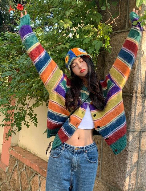 Korean Outfits Colorful, Bright Outfit, Christmas Party Outfit, Christmas Party Outfits, Crochet Fashion Patterns, Ulzzang Fashion, Friend Outfits, Fashion Attire, Simple Trendy Outfits