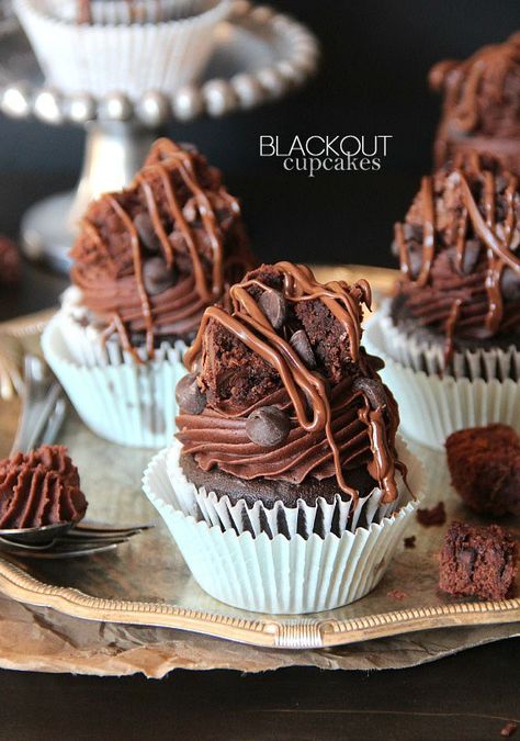 Devils Food Cupcakes, Cookies And Cups, Fun Cupcake Recipes, Cupcake Recipes Chocolate, Brownie Batter, Monkey Bread, Cupcake Cake, Yummy Cupcakes, Dessert Cupcakes