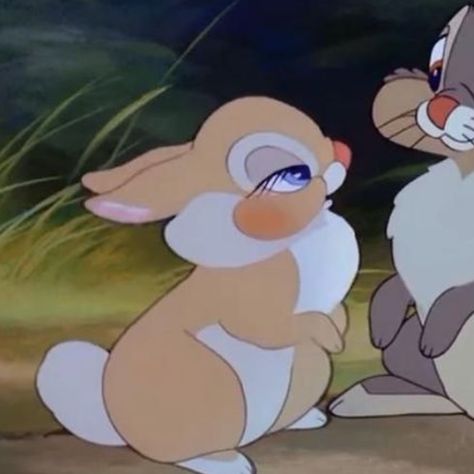 Matching Pfp Cute Aesthetic, Miss Bunny And Thumper, Disney Icons Matching, Lola Bunny And Bugs Bunny Matching Pfps, Matching Pfp Movie Characters, Disney Couples Pfp, Spring Pfp Matching, Matching Pfp Couple Movie, Alvin And The Chipmunks Matching Pfp