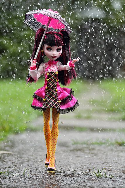 Monster High Draculaura Draculaura Doll, Monster High Draculaura, Ever After Dolls, Monster High Party, Catty Noir, Custom Monster High Dolls, Love Monster, Cool Monsters, Monster High Repaint