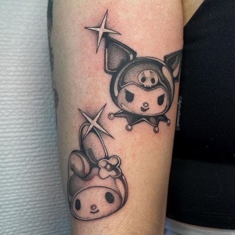 Kuromi Knife Tattoo, Hello Kitty Kuromi Tattoo, Hello Kitty And Kuromi Tattoo, Kuromi Matching Tattoos, Kuromi Tattoo Design, Cartoon Tattoos Women, Kuromi My Melody Tattoo, My Melody And Kuromi Tattoo, Kuromi And My Melody Tattoo