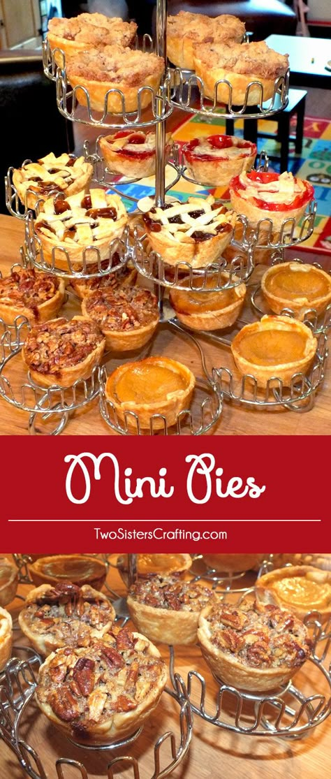 Pies For Thanksgiving, Kinds Of Pie, Chips Ahoy, Thanksgiving Pies, Thanksgiving Treats, Brunch Buffet, Mini Pies, Köstliche Desserts, Thanksgiving Food