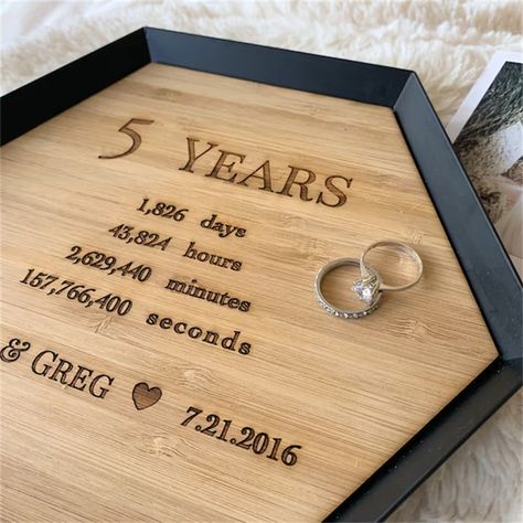 This 5th anniversary gift is made from real wood set in a black Acrylic tray. It's a perfect gift for your 5 year "wood" anniversary! Diy 5 Year Anniversary Gift For Him, 5th Anniversary Gift Ideas, 5 Year Anniversary Gift, Personalised Gifts Diy, Anniversary Gift Ideas, Wood Anniversary Gift, Wood Anniversary, 5 Year Anniversary, Anniversary Ideas