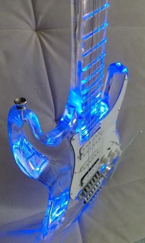 Yamaha Bass, Electric Guitar Lessons, Electric Guitar Design, Guitar Obsession, Custom Electric Guitars, Guitar Tuners, Unique Guitars, Cool Electric Guitars, Guitar Collection