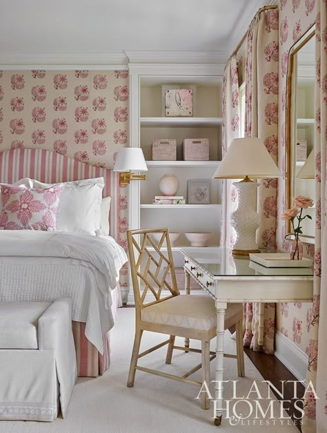 Classic Update - Atlanta Homes and Lifestyles Elegant Bedroom Design, Bedroom Decoration Ideas, Suite Ideas, Suzanne Kasler, Upholstered Headboards, Unique Bedroom, Girls Rooms, Girl’s Room, Beautiful Bedroom