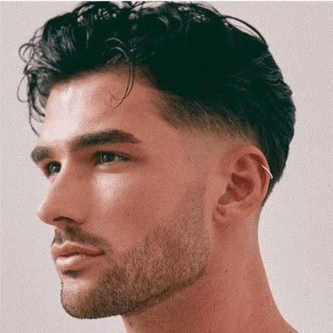 Matrix Hairstyle, メンズヘア ショート, Mens Haircuts Short Hair, Haircuts Short Hair, Men Haircut Curly Hair, Mullet Haircut, Mens Hairstyles Thick Hair, Men's Short Hair, Wavy Hair Men