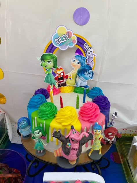 Inside Out Theme Birthday Party, Inside Out 2 Cake Ideas, Inside Out 2 Birthday Cake, Inside Out 2 Birthday Party Ideas, Inside Out 2 Cake, Inside Out 2 Birthday Party, Inside Out Birthday Cake, Inside Out Birthday Party Ideas, Inside Out Cake Ideas