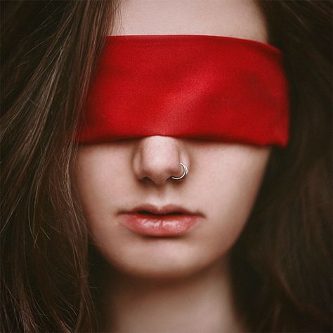 Sara/Sae, convergence Red Blindfold, Blind Fold, Blind Girl, Piece Of Mind, Aesthetic Red, Aesthetic Blue, Account Suspended, Photographer, Red