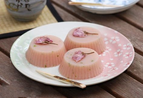 Sakura yokan is a kind of jelly also very nice in summer.      Ingredients:     500g sakuraan     300ml of water     1��… by mdshra Desserts Japonais, Japanese Dessert Recipes, Low Cal Dessert, Japanese Pickles, Japanese Food Traditional, Japanese Sweet, Japanese Dessert, Baking Project, Asian Desserts