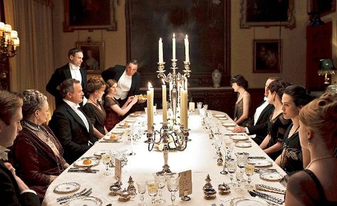 Downton Abbey Dinner Party Menu Highclere Castle Floor Plan, The Real Downton Abbey, Downton Abbey Party, Matthew Crawley, Unfitted Kitchen, Downton Abbey Series, Clever Kitchen Storage, Downton Abbey Fashion, Highclere Castle