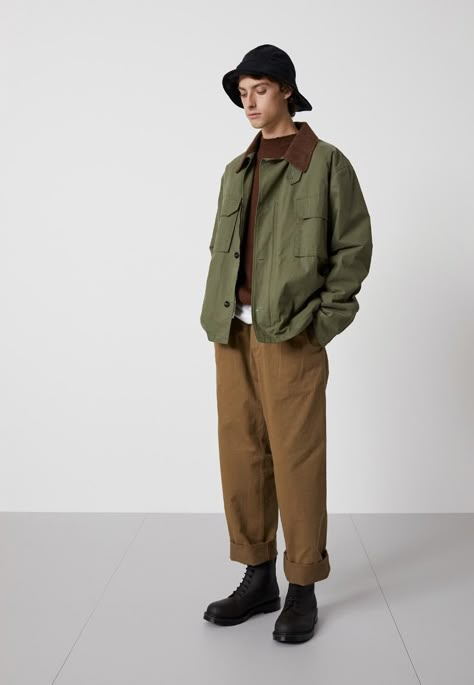 Autumn Men Style, Spring Clothes Men, Autumn Style Men, Mens Autumn Fashion, Mens Winter Style, Autumn Mens Fashion, Workwear Vintage Menswear, Margaret Howell Spring 2023, Casual Mens Fashion