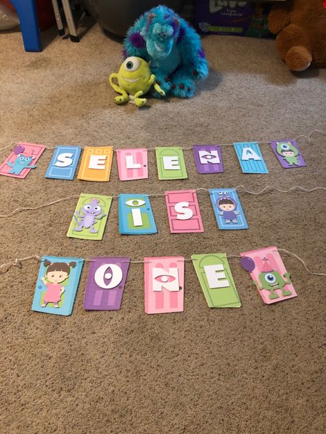 Monsters Inc Centerpieces Diy, Monster Inc Bday Party, Monsters Inc Girl Birthday Party Ideas, Monsters Inc Decorations Diy, Monster Inc Decorations, Monsters Inc Door Decorations, Monsters Inc Birthday Party Ideas Girl, Monster Inc Door, Monster Inc Birthday Party Ideas