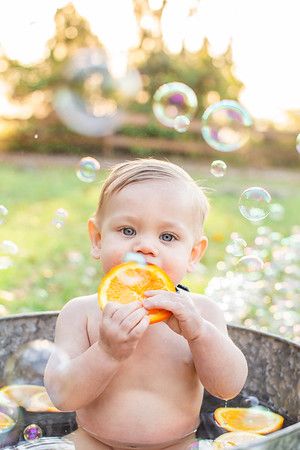 Summer Baby Photos, 6 Month Baby Picture Ideas Boy, Boy Birthday Pictures, Bath Photoshoot, Baby Milk Bath, Outdoor Baby Photography, 6 Month Baby Picture Ideas, 6 Month Photos, Bath Photography